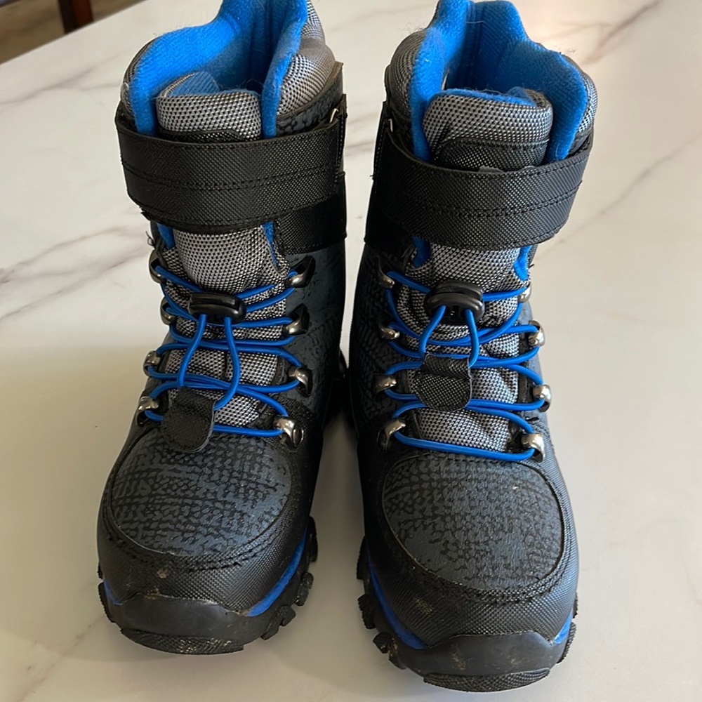 3M kids Snow boots - excellent condition!